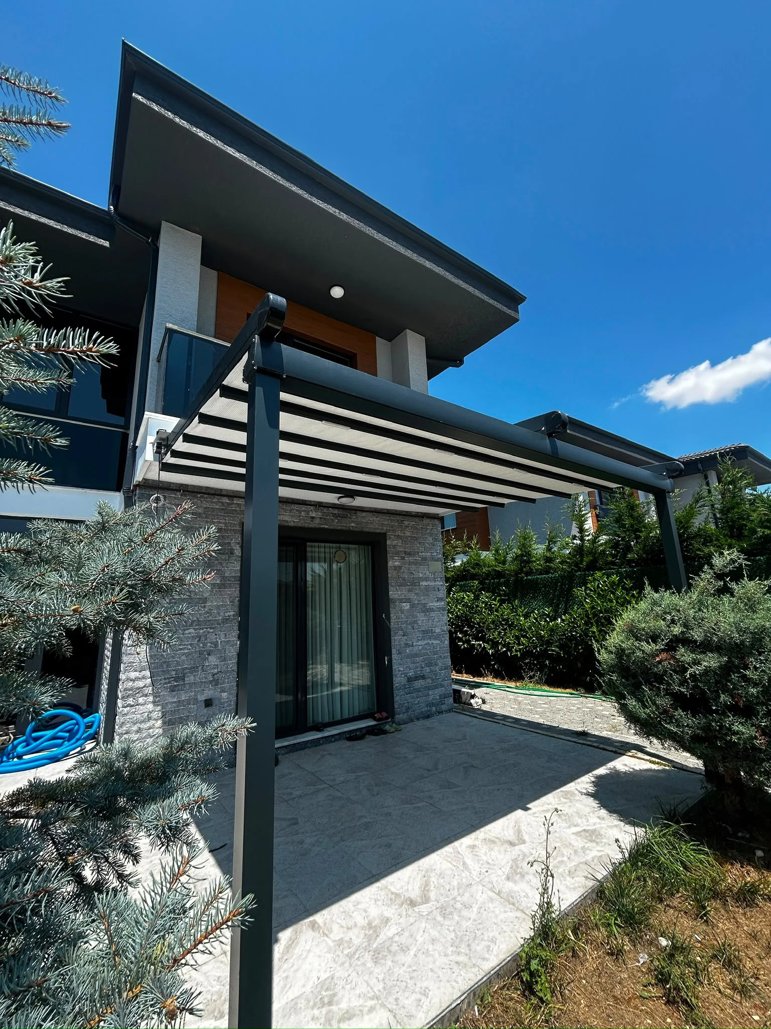 Açılır Kapanır Pergola
